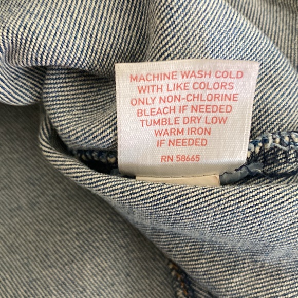 Nordstrom Women's Denim Vest Size Medium - Picture 8 of 8